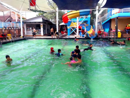 Top 14+ Kolam Renang di Depok Terbaik &amp; Terbesar, Seru Buat Main Air!