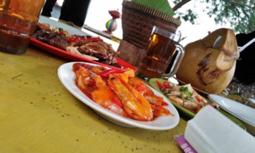 Top 21+ Tempat Makan di Indramayu Paling Enak, Restoran Wisata Kuliner TOP