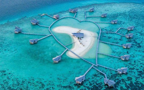 Top 9+ &lsquo;Surga&rsquo; Wisata Indonesia Mirip Maldives, Budget Lebih Murah &amp; Lebih Dekat!