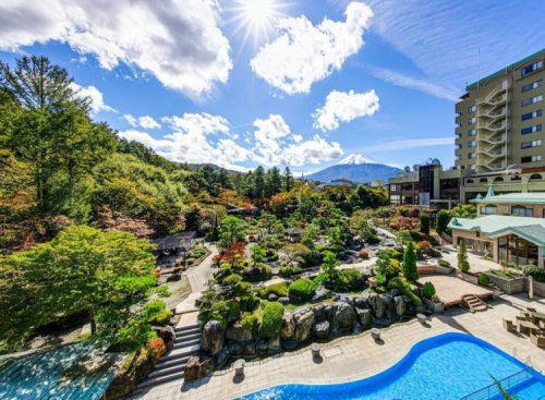 Top 6+ Hotel Onsen Terbaik di Jepang View Danau &amp; Gunung Fuji, Pemandian Air Panas Keren!