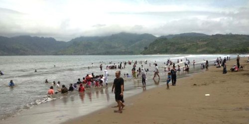 Top 10+ Foto Pantai Sidem, Harga Tiket Masuk, Daya Tarik, Spot Instagramable!