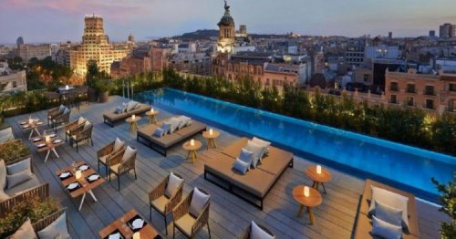 Top 18+ Resto &amp; Cafe Rooftop di Jakarta Hits, Romantis, Instagramable!