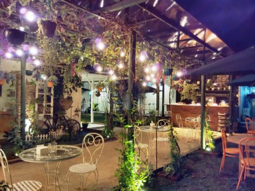 Top 38+ Cafe Tempat Nongkrong di Malang paling Hits &amp; Kekinian Buat Kongkow