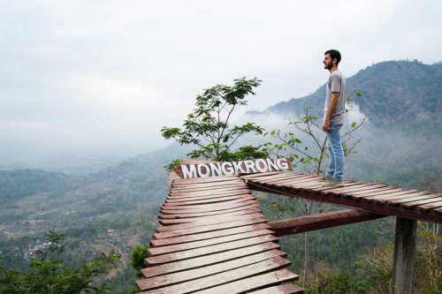 Top 10+ Foto Punthuk Mongkrong: Harga Tiket, Daya Tarik, Spot Instagramable!
