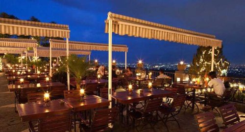 Top 10+ Tempat Dinner Romantis Bandung yang Buat Hubungan Makin Hangat!