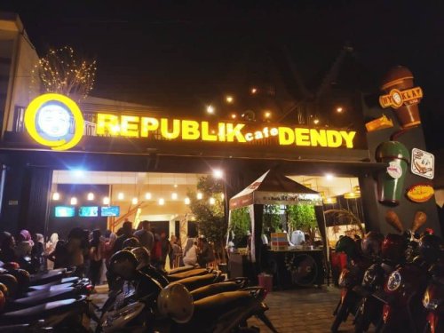 Top 28+ Resto &amp; Cafe di Tulungagung Hits, Tempat Nongkrong yang Cozy!