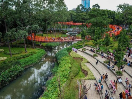 Top 23+ Taman di Jakarta yang Terbaik &amp; Asyik untuk Dijadikan Tempat Liburan Keluarga!