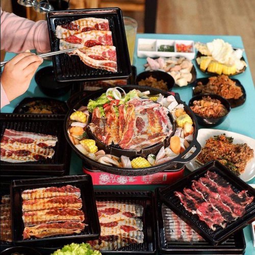 Top 10+ Restoran All You Can Eat di Padang Premium &amp; Terbaik