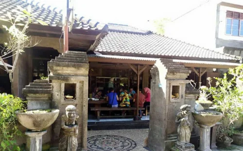 Top 23+ Tempat Wisata Kuliner di Bali Paling Legendaris &amp; Terbaik, Enak, Murah!