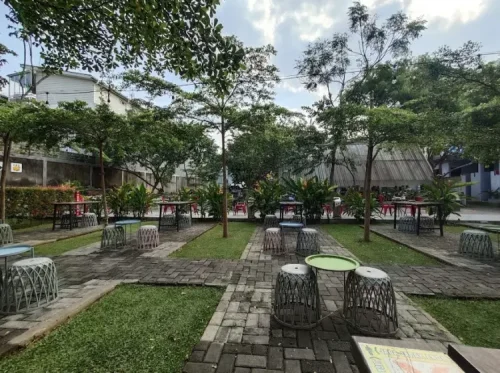 Top 35+ Cafe di Jagakarsa Paling Hits, Tempat Nongkrong &amp; Ngopi yang Cozy!