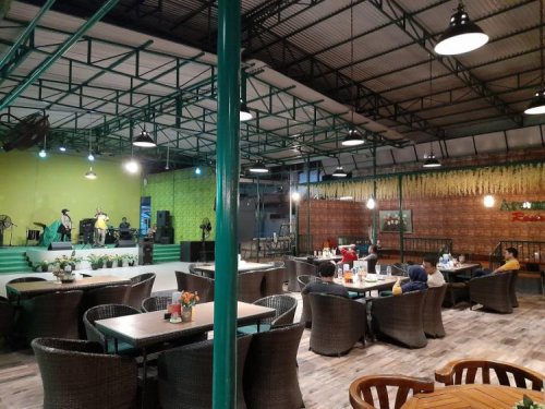 Top 39+ Tempat Makan di Cilacap Paling Enak, Resto, Cafe, Kuliner Hits!