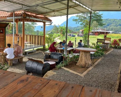 Top 30+ Cafe di Trawas Mojokerto Terbaru Paling Hits, Tempat Nongkrong Seru