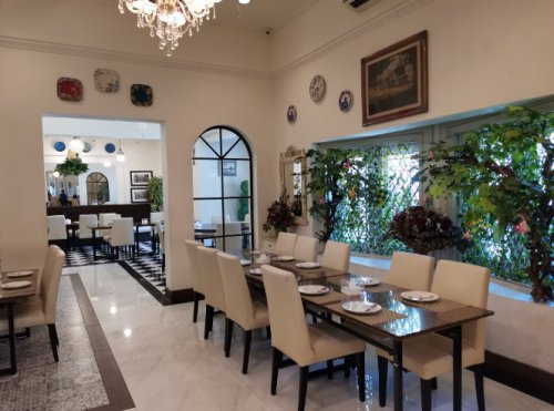 Top 21+ Rekomendasi Restoran Fine Dining di Surabaya Romantis &amp; Mewah