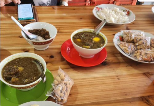 Top 10+ Rekomendasi Tempat Makan Pallubasa di Jakarta yang Terkenal Enak
