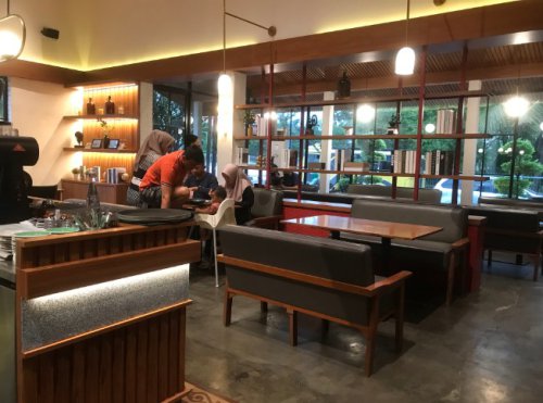 Top 20+ Cafe di Pekalongan Cozy buat Tempat Nongkrong, Coffee Shop Kekinian!