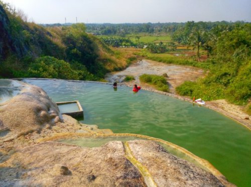 Top 12+ Tempat Pemandian Air Panas di Bogor Terbaik &amp; Paling Nyaman!
