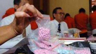 Diciduk Depan Mal PGC, Pria 24 Tahun Bawa 2 Ribu Pil Ekstasi Ngakunya Pelajar
