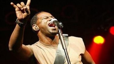 Lebih dari Rp1 M! Segini Perkiraan Bujet Undang Brian McKnight ke Resepsi El Rumi dan Syifa Hadju