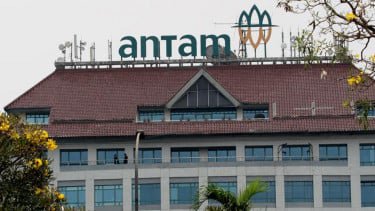 Antam Cetak Laba Fantastis Berkat Emas