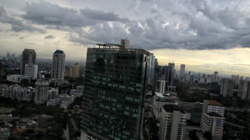 Awan Tebal Tanpa Hujan Diprakirakan Selimuti Sebagian Kota di Indonesia, Banjir Rob Hantui 18 Daerah Ini