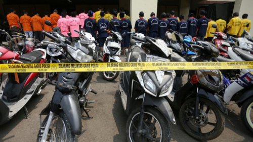 Apes, Maling Motor di Jakarta Barat Diciduk Polisi saat Dorong Motor