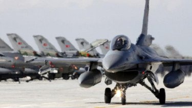 Pesawat F-16 Turki