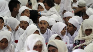 205 Titik Berbagi di Bulan Suci, Ribuan Anak Yatim hingga Pejuang Kanker Terima Bantuan