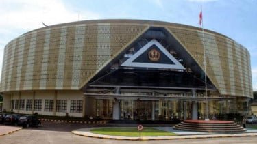 Guru Besar Unpad Dinonaktifkan Usai Diduga Lecehkan Mahasiswi