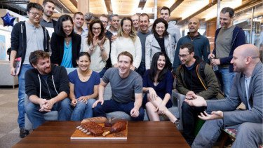 Mark Zuckerberg Lagi Ugal-ugalan