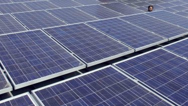 AS Tetapkan Tarif Impor Ratusan Persen untuk Panel Surya Buatan Indonesia dan India