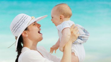 Dokter Tekankan 3 Syarat Utama saat Pilih Produk Bayi, Orang Tua Diminta Makin Selektif