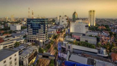Bursa Asia Dibuka Beragam Saat Harga Minyak Meledak Usai Trump Perintahkan Serangan ke Pulau Kharg