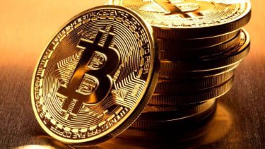 ChatGPT vs Poe AI: Adu Kuat bikin Riset Pasar dan Aset Kripto