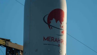 Persiapan peluncuran satelit Merah Putih milik Indonesia di Amerika Serikat (AS).