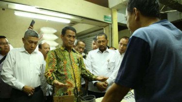 Sidak Harga Beras, Mentan Amran Tegaskan Sektor Pangan Jangan Dipolitisasi