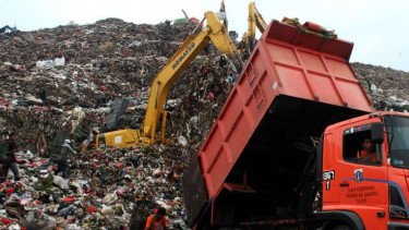 KLH Panggil Pengelola TPST Bantargebang Buntut Longsor Gunungan Sampah Telan Korban Jiwa