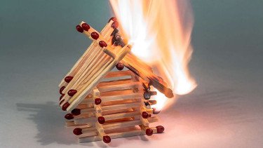 Tak Terima DIputuskan, Pria di Jagakarsa Bakar Rumah Mantan Pacar Pakai Bensin