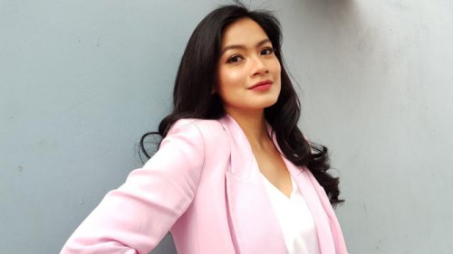 Titi Kamal Ungkap Kisah Haru di Balik Tangis Juara Gadis Sampul 1997: Minim Persiapan hingga Tak Ada Makeup Artist!