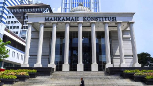 Tengok Lagi Putusan MK soal Batas Usia Capres-Cawapres yang Final dan Mengikat usai Permintaan Makzulkan Gibran