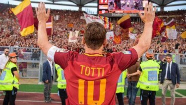 Francesco Totti Buka Suara soal Rumor Kembali ke AS Roma: Kami Masih Bahas Detail