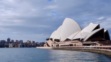 Redam Ledakan Harga Minyak Dunia, Australia Pangkas 50 Persen Pajak BBM