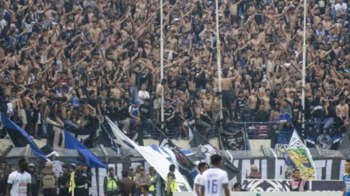 Larangan Suporter Away di Liga 1 Berlanjut
