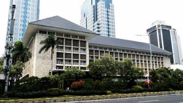 Ekonom Sepakat BI Perlu Tahan Suku Bunga Acuan di 4,75 Persen
