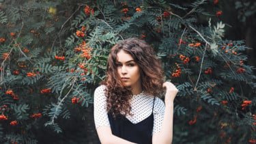 Polkadot Cerah hingga Outer Butter, Ini Tren Fashion yang Lagi Diburu Cewek Urban