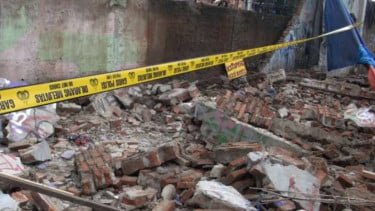 Bangunan di Pesantren Al Khoziny Sidoarjo Ambruk Saat Santri Salat Ashar, Masih Ada yang Terjebak