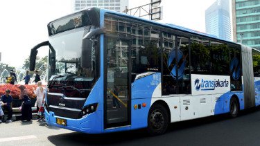 Tiket Transjakarta Kini Bisa Dibeli Lewat Aplikasi GoPay, Begini Caranya!