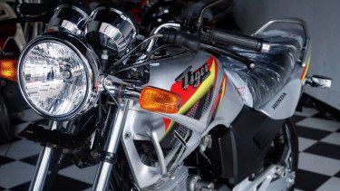 Terpopuler: Motor yang Dicap Musuh SPBU, Pajak EV Digas Nol Lagi, Ujian SIM Bikin Banyak Tumbang