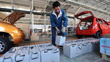 Terpopuler: Baterai Murah Pengganti Lithium, Gaji Bos Mobil Bikin Melongo, Daihatsu Anti Mainstream