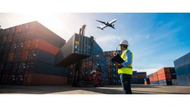Raksasa Logistik Lakukan PHK Massal di 2025, 48.000 Karyawan Jadi Korban
