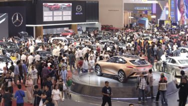 Penjualan Mobil Pecah Rekor